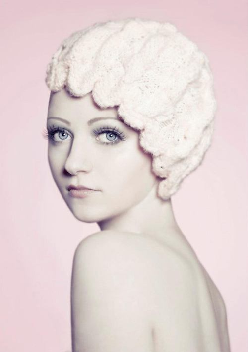 แจ่ม! วิกไหมพรมสารพัดทรง ไอเดียเก๋เพื่อผู้ป่วยมะเร็ง