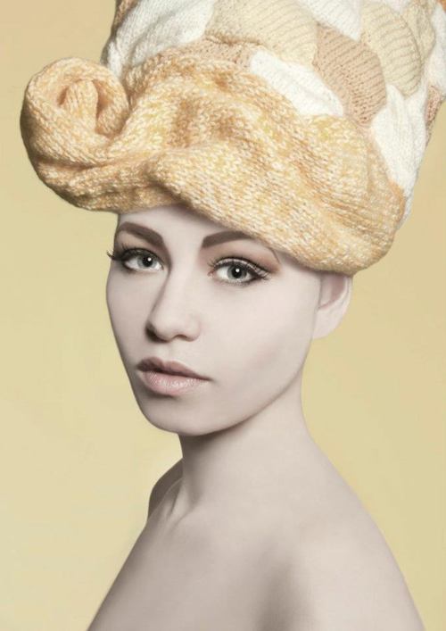 แจ่ม! วิกไหมพรมสารพัดทรง ไอเดียเก๋เพื่อผู้ป่วยมะเร็ง