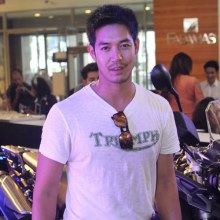 เวียร์ @ งานมอเตอร์ไซด์ TRIUMPH centralworld