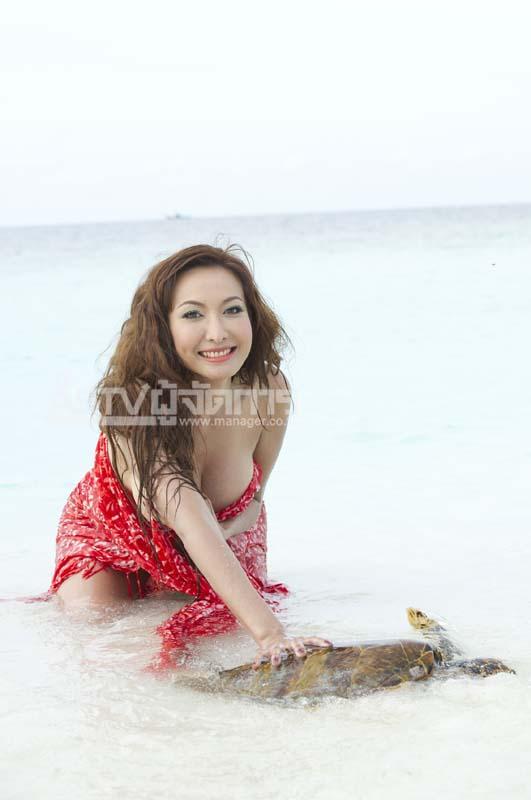 ใบเตยชิดซ้าย น้องจ๊ะชิดขวา MV แม่ลูกตาลมาแล้วคร้า..กรี้ด