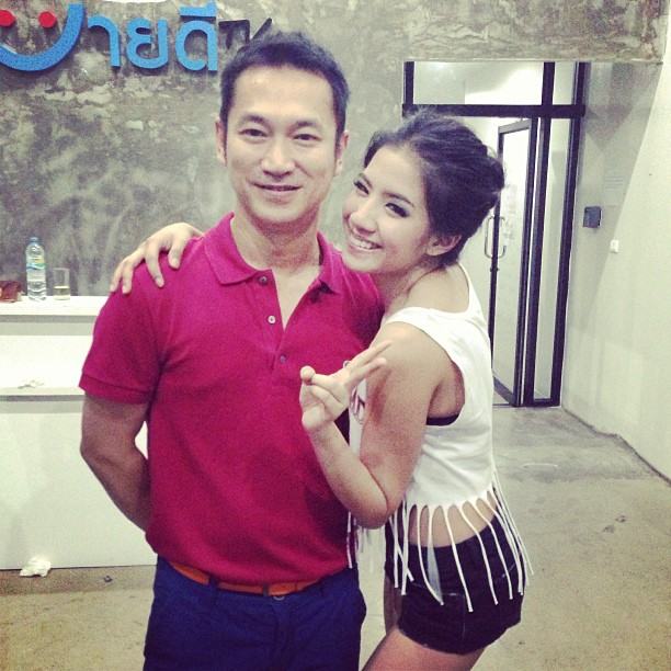 อัพเดท"ใบเตย"อาร์สยาม กับแฟชั่นเบาๆสั้นเสมอหู