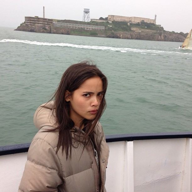 ใบเฟิร์น กับ ญาญ่า ใครน่ารัก สดใสกว่ากัน