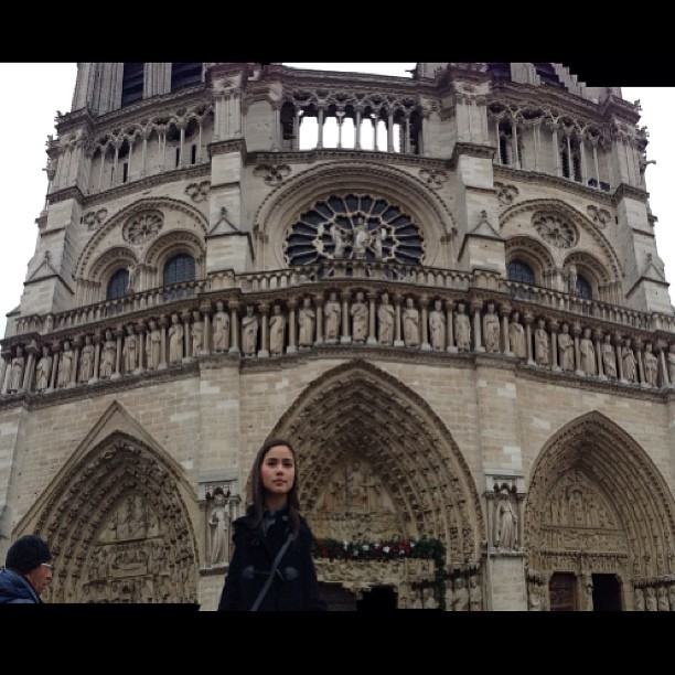 ใบเฟิร์น กับ ญาญ่า ใครน่ารัก สดใสกว่ากัน