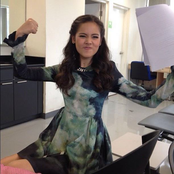 ใบเฟิร์น กับ ญาญ่า ใครน่ารัก สดใสกว่ากัน