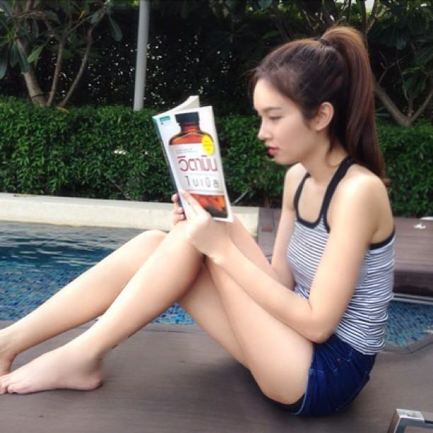 ปอย ตรีชฎา @ instagram Only