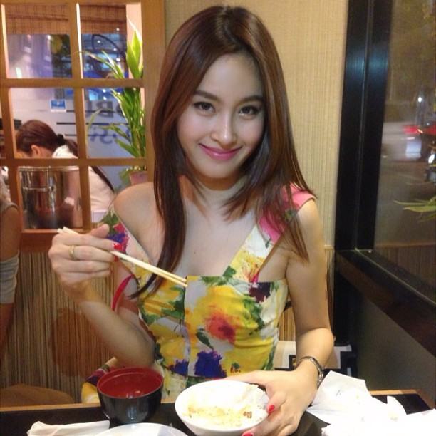 ปอย ตรีชฎา @ instagram Only