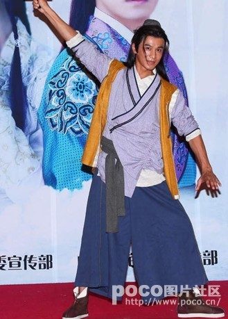 Woodcutter Liu Hai 刘海砍樵 (2013)