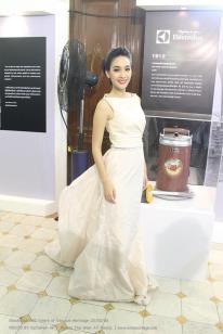 มิน พีชญา