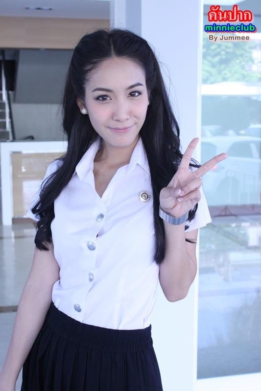 มิน พีชญา