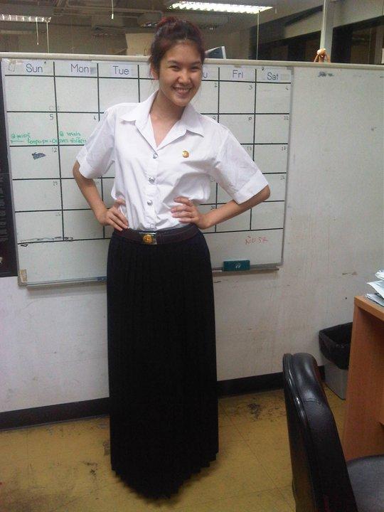 ดาราในชุดนักศึกษา