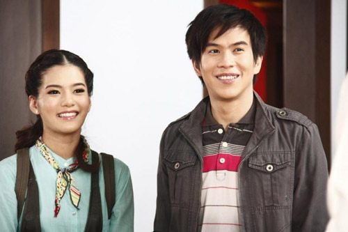 น้องอลิซสาวหน้าใสจากเงาะแท้แซ่ฮีโร่