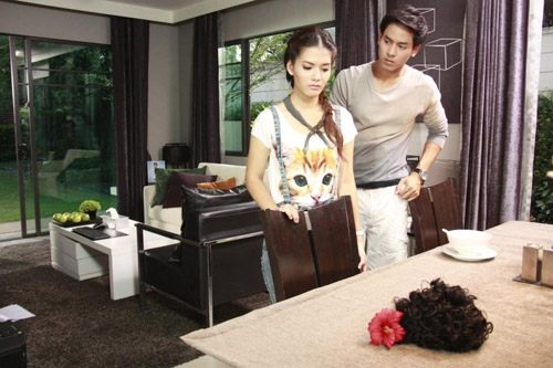 น้องอลิซสาวหน้าใสจากเงาะแท้แซ่ฮีโร่