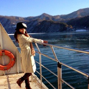 น้องอลิซสาวหน้าใสจากเงาะแท้แซ่ฮีโร่