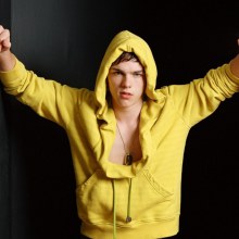 นิโคลัส ฮอลท์ พระเอกหน้าหล่อ ซอมบี้ที่รัก & แจ็ค ผู้ฆ่ายักษ์