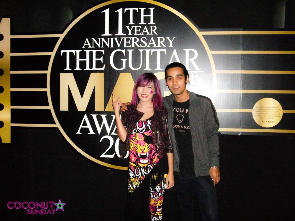 Coconut Sunday ในงาน 11th Anniversary The Guitar Mag Award2013