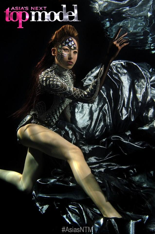 Asia's next top model Cycle.1 ep.9 Underwater Mermaids in Michael Cinco Couture