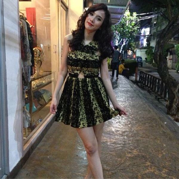 แฟชั่น ชุดเซต เสื้อผ้า 2 ชิ้นลายเดียวกัน เก๋เว่อร์ ๆ สไตล์ดาราสวยๆ