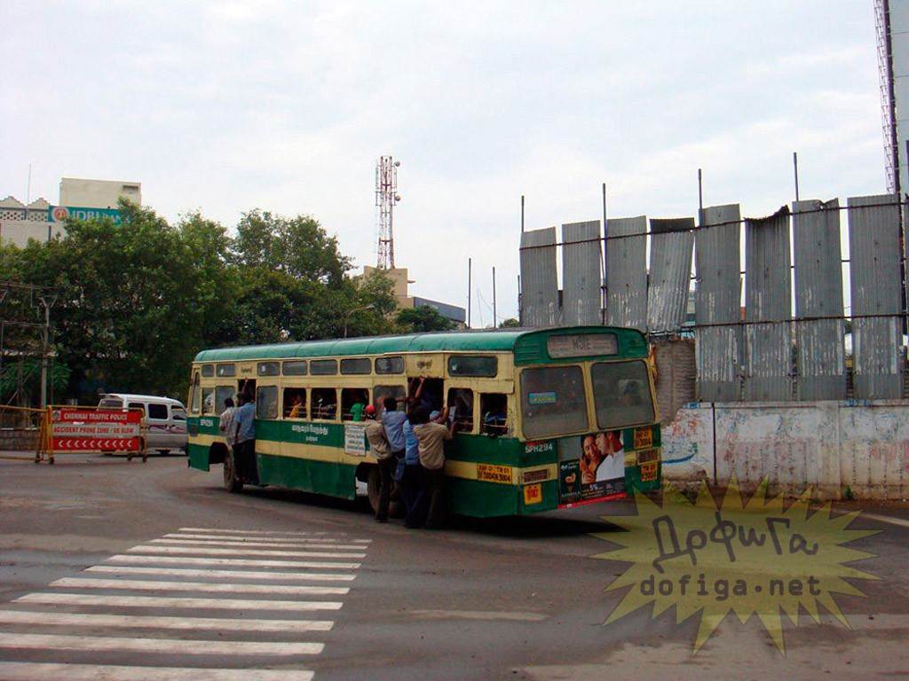 ภาพการใช้ชีวิตแบบเสี่ยงๆ ไม่มีลิมิตชีวิตเกินร้อย