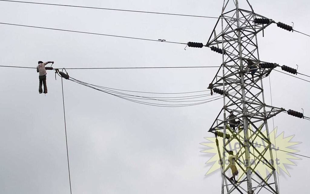 ภาพการใช้ชีวิตแบบเสี่ยงๆ ไม่มีลิมิตชีวิตเกินร้อย