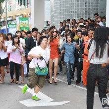 คุณคิดว่าคุณอั้ม พัชราภา จะไปร่วมงานtop awards2012ไหม