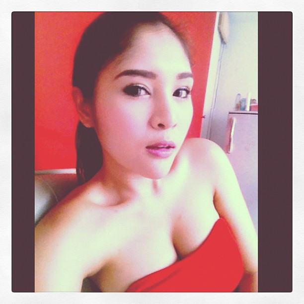 แมลงเมี่ยง พริตตี้เป๊ะมากๆ