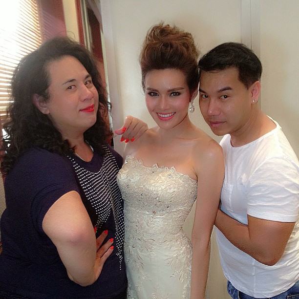 ญาญ่าญิ๋ง กับชุดแต่งงาน หวานหยดย้อย จาก Finale Wedding Magazine