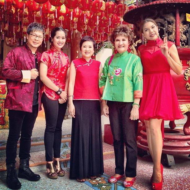 บรรยากาศ ฉลองตรุษจีน ของเหล่าดารา