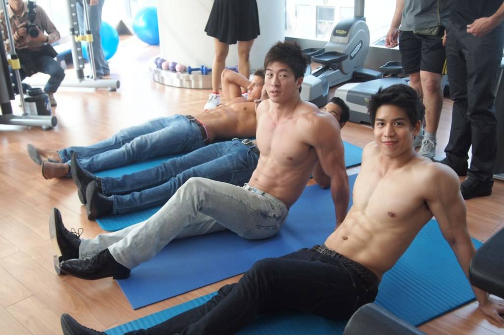 น้องพอล 1ใน 13 Mister Thailand ตัวแทนประกวด Manhunt 2012 แซ่บ