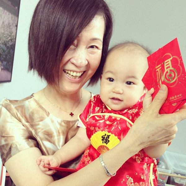 ตรุษจีน-รวมญาติ ครอบครัว พลอย ชิดจันทร์ น่ารักอ่ะ