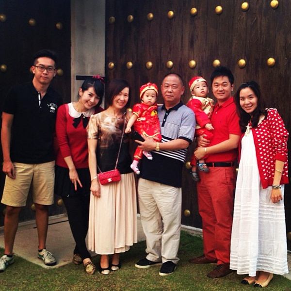 ตรุษจีน-รวมญาติ ครอบครัว พลอย ชิดจันทร์ น่ารักอ่ะ