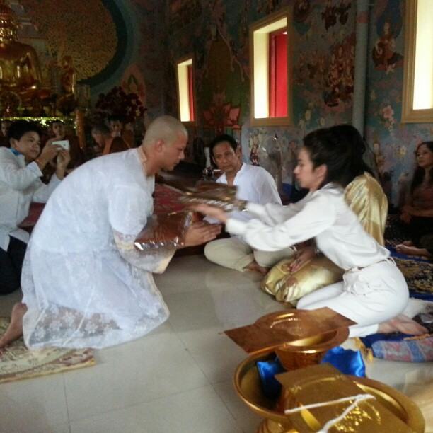 ภาพงานบวช อะตอม สัมพันธภาพ อั้ม พัชราภา - ดาราช่อง 7 ร่วมงาน