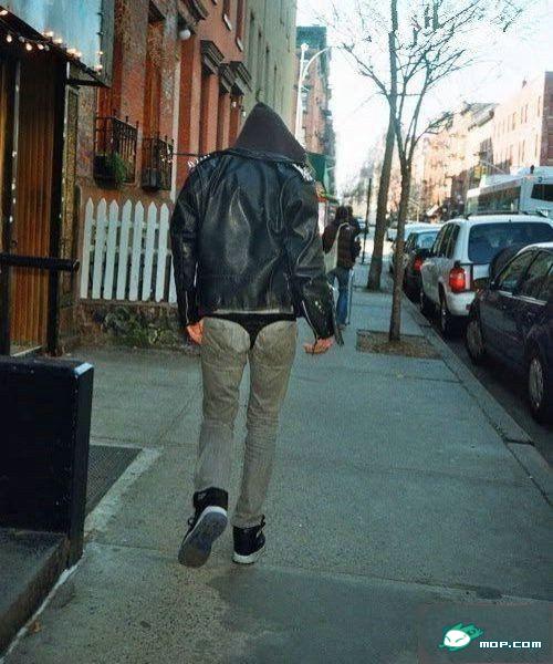 รวมพลคนใจกล้า ใส่เสื้อผ้าแปลกๆ แหวกแนวชาวโลก