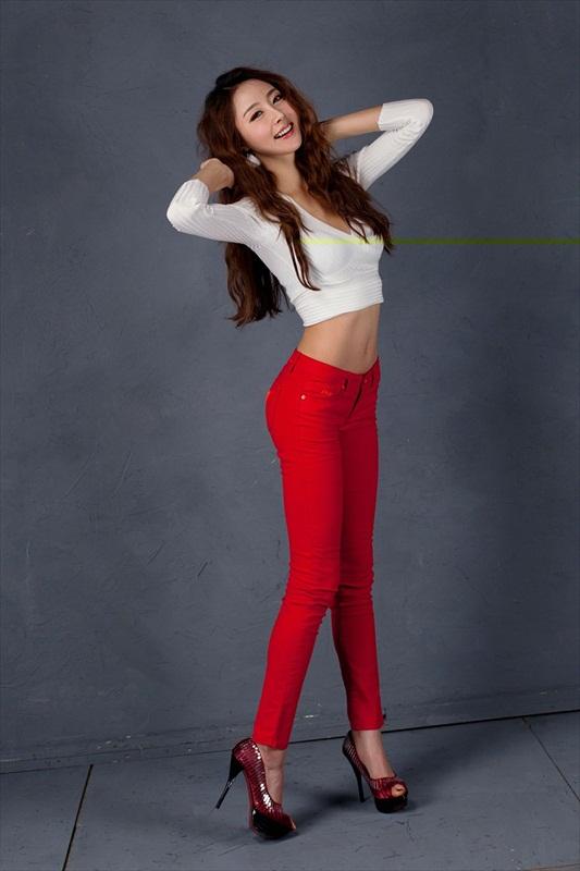 Eun Bin Yang ชุดสีเเดงกระชากใจชาย เซ็กซี่ชวนจิ้น