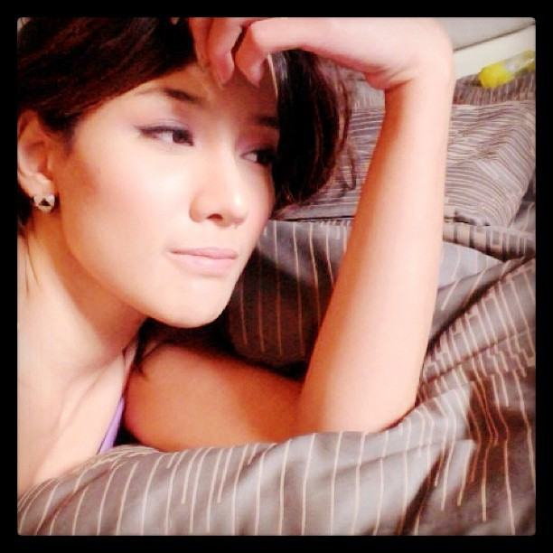 เอม เจษยา นักแสดงสาวที่ถูกโจรปล้น-ลวนลามถึงคอนโด