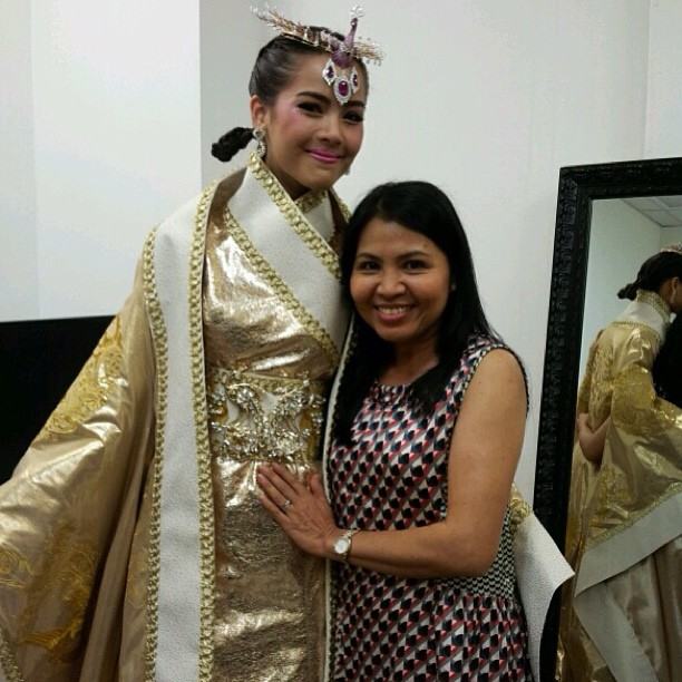 ณเดชน์ ญาญ่า ในชุดหงส์-มังกร คู่บุญบารมี รับตรุษจีน