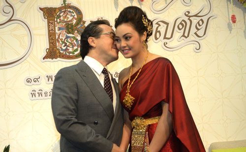 ท้องแล้ว ตั๊ก บงกช เจ้าสัวบุญชัย ทุ่ม 2 ล้าน งดละคร ถอนตัวกลางอากาศ