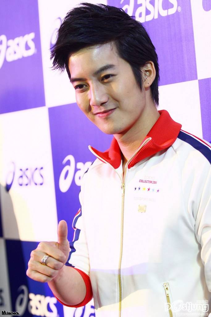 ซูมๆๆ2หนุ่มคนน่ารักๆ