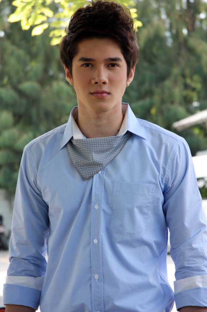 สามภพ รับบทโดย มิกค์