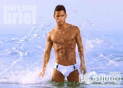 Modus Vivendi : Swimwear 2013 : HQ images