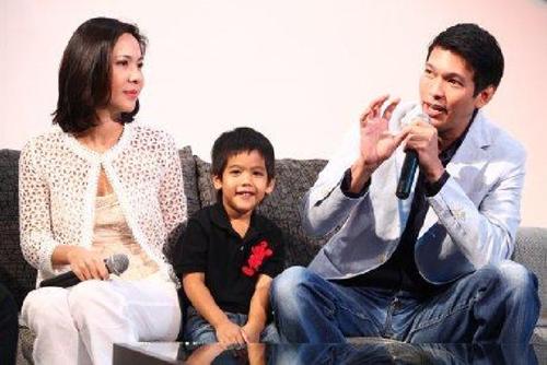 ปิ๊บ รวิชญ์ ยืนยัน เลิกกับภรรยา แต่ยังอยู่ด้วยกันเพราะลูก