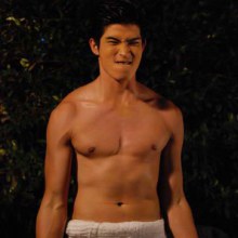 ตูมตามกับผ้าขนหนูตัวเดียว ละครแผนรักแผนร้าย