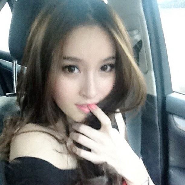 อั้ม พัชราภา กับ ปอย ตรีชฎา นางพญาทั้งคู่