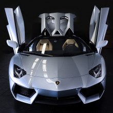 รถในฝันของใครหลายๆคน Lamborghini Aventador LP 700-4 Roadster