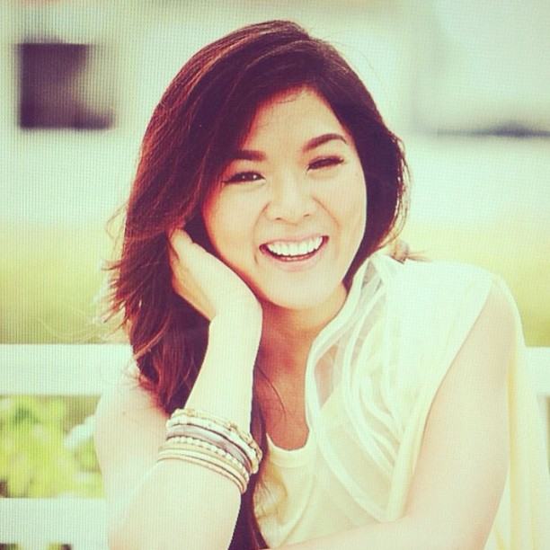 "ลุลา" รีดหุ่นถ่ายชุดว่ายน้ำ