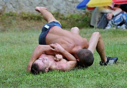 outdoor wrestling