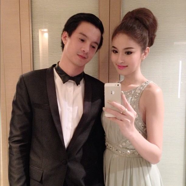 คู่รัก สุดฮอต