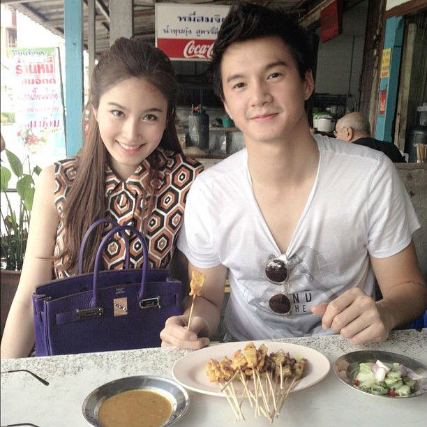 ปอย เขิน ควง เอ็ม เดินแบบ ชุดแต่งงาน