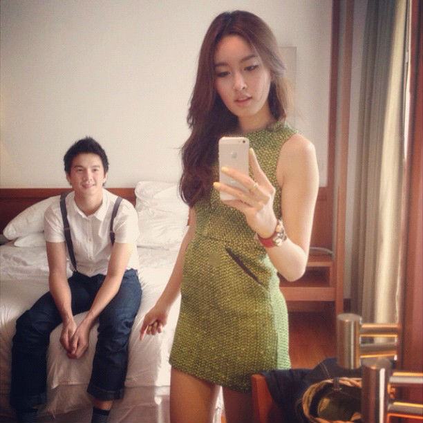 ปอย เขิน ควง เอ็ม เดินแบบ ชุดแต่งงาน