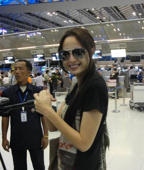 ขวัญ อุษามณี ในลุคสุดเท่ห์