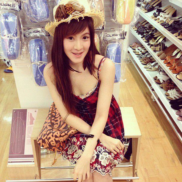 แอ๊ปเปิ้ล มหาลัยกรุงเทพ